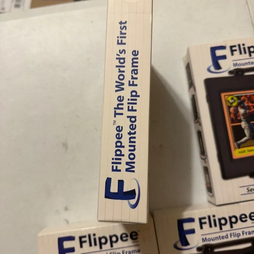 Set of 5 Flippee EZ Flip trading card display case Football baseball Pokémon